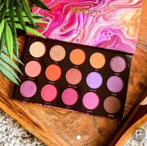 Hipdot Zion Eyeshadow Palette
